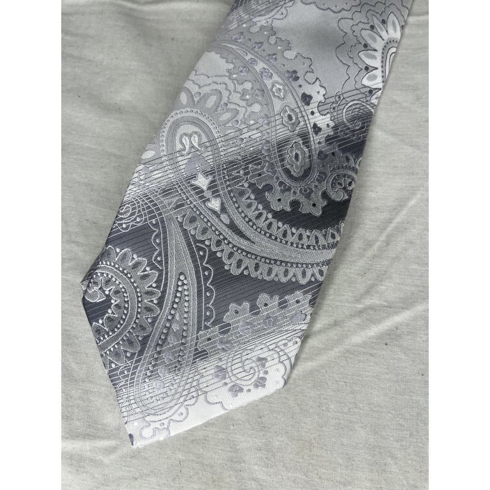 NWT Karl Knox Tie Silver Paisley 100% Microfiber